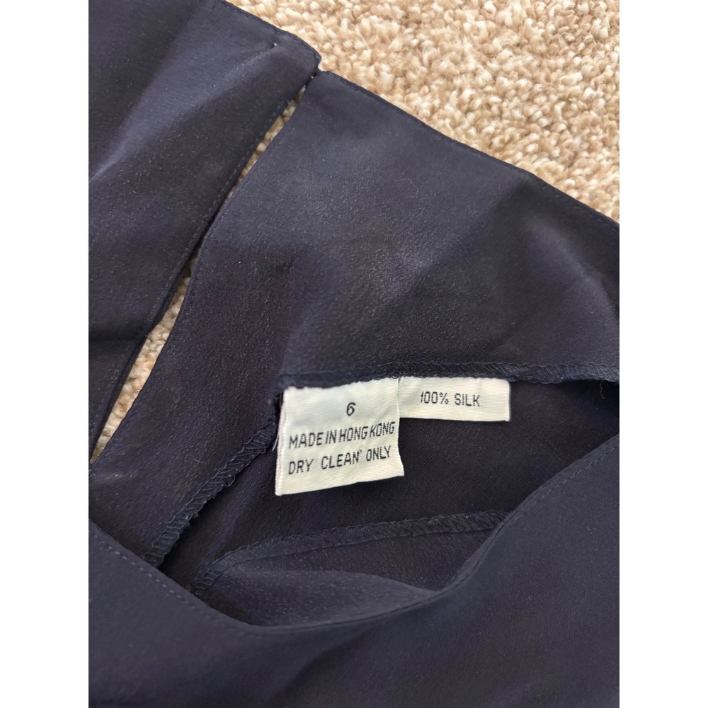 Vintage Anne Klein II Silk Blouse 6 Navy Short Sleeve Minimalist Professional - Picture 3 of 7